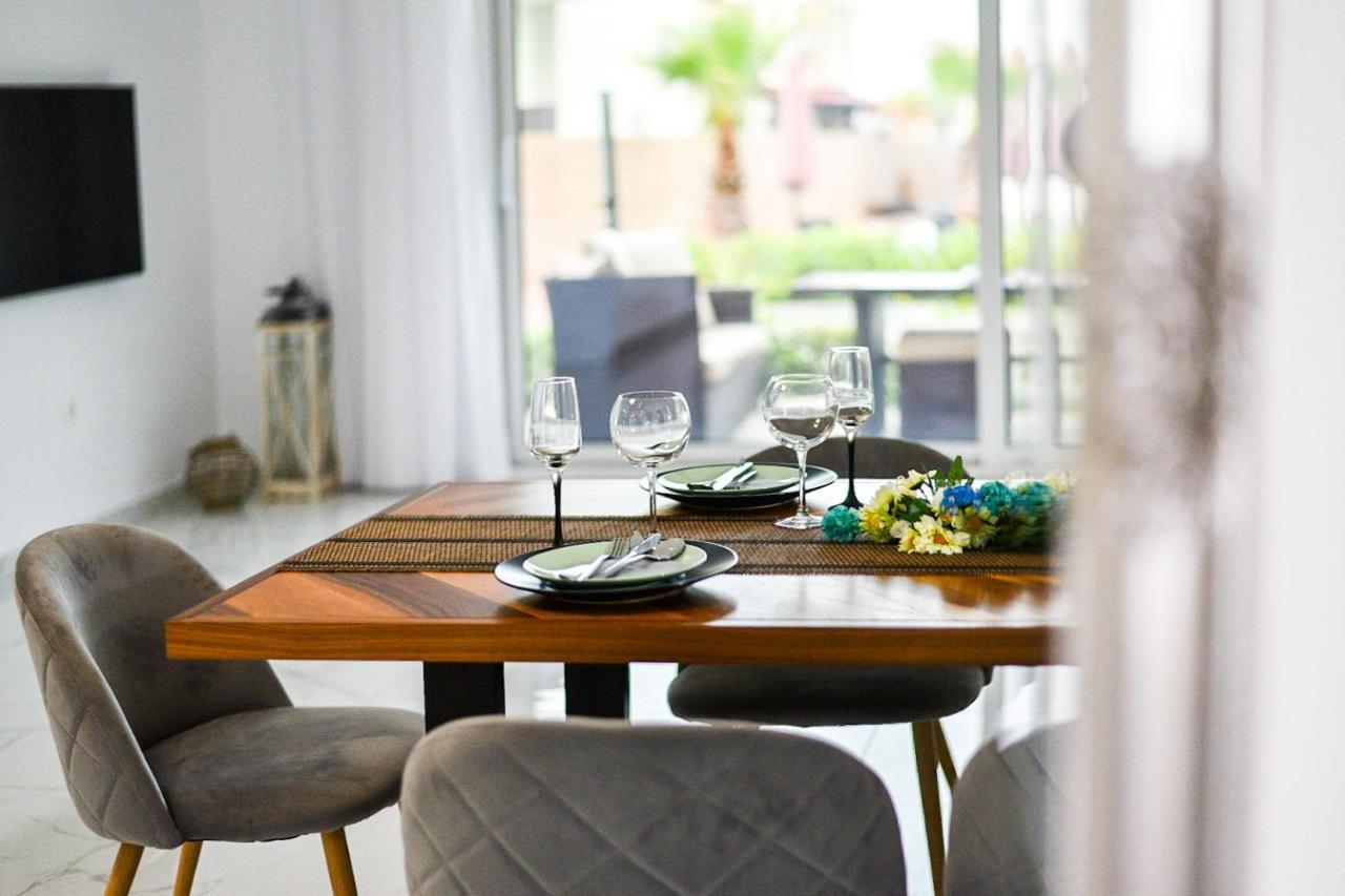 Acrotel Porto Brava Luxury Villas Ormos Panagias Buitenkant foto