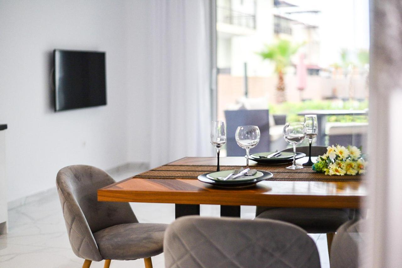 Acrotel Porto Brava Luxury Villas Ormos Panagias Buitenkant foto