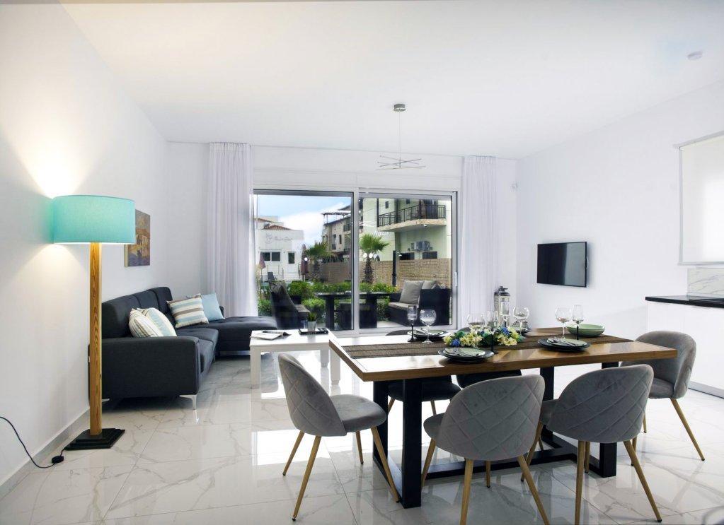 Acrotel Porto Brava Luxury Villas Ormos Panagias Buitenkant foto